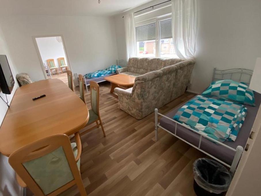 Industriestrasse In Belm Apartment Bagian luar foto